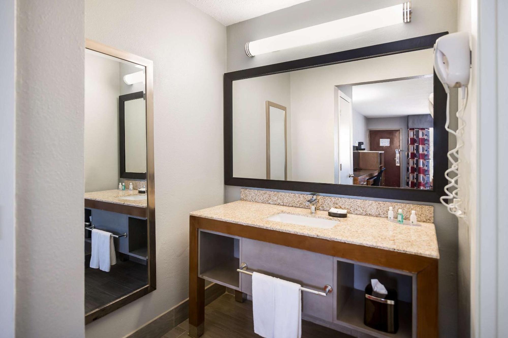 Quality Inn Near Parc Natchitoches Εξωτερικό φωτογραφία